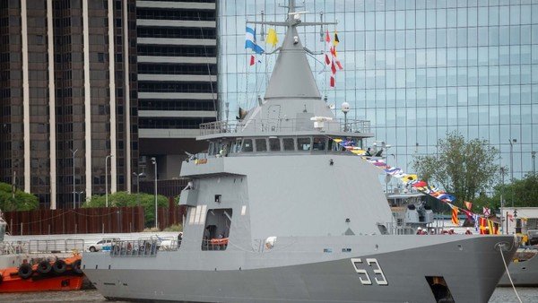 el-ministro-jorge-taiana-recibio-el-tercer-patrullero-oceanico-adquirido-a-francia-para-control-del-mar-argentino