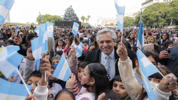 alberto-fernandez:-“argentina-no-es-ese-pais-sin-destino-que-algunos-quieren-plantearnos”