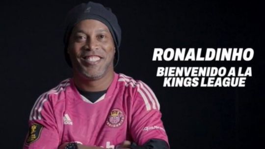 ronaldinho-vuelve-al-futbol-en-la-kings-league